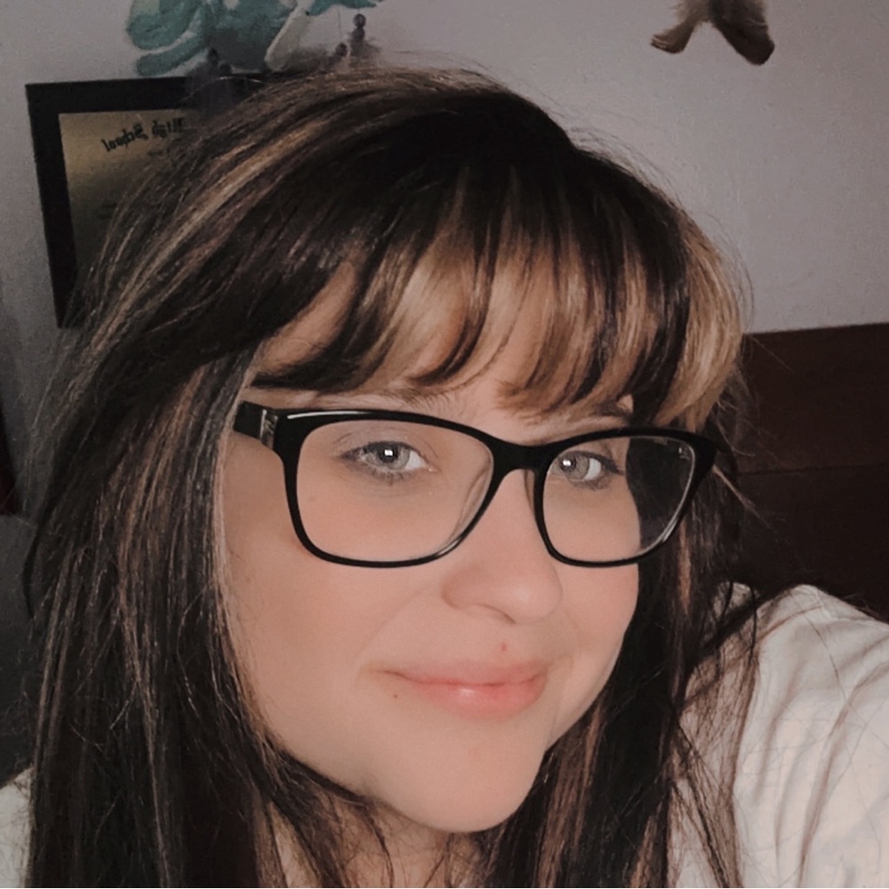 Meet your Posher, Ashley
